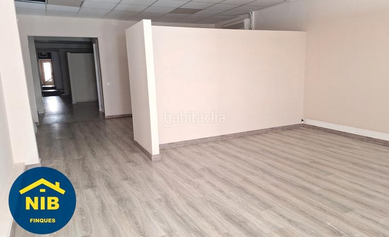 Foto ba39eb27-980a-4406-8447-3045b617e12c. Local comercial a Roquetes Barcelona