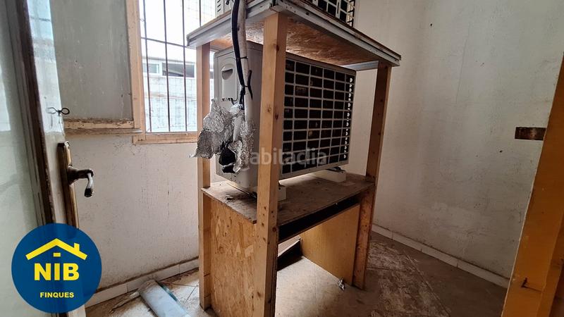 Foto ff4ca5c7-188b-42bf-b719-c30af9c81672. Local comercial a Roquetes Barcelona