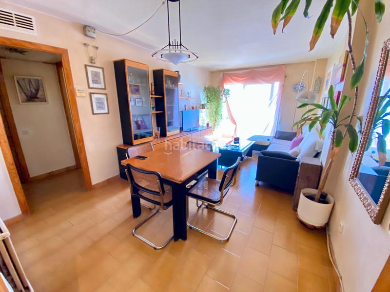 Foto 38efbafd-17c4-442b-a7e6-e86dbe8359f8. Pis amb aparcament a Prosperitat Barcelona