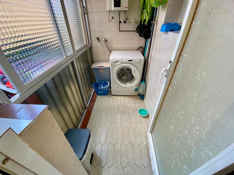 Foto 69f8a28b-9671-4b74-882f-099a15f76ace. Pis amb aparcament a Prosperitat Barcelona