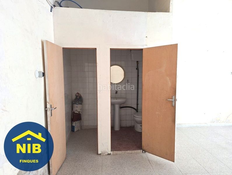 Foto 8dde2264-d402-4c61-a325-f46676e0019f. Local comercial a Roquetes Barcelona