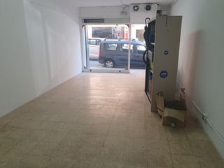 Local Comercial a Roquetes. Local diafano pr�ximo a via favencia