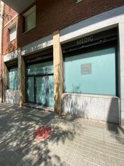 Lloguer Local Comercial  Travessera de dalt. Se alquila una clinica en zona de gracia.