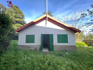 Chalet en Cercedilla. Dos preciosos y antiguos chalets independientes de 406m2 y 63m2