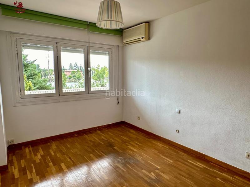 Foto bf514114-b159-4f35-8e73-8ddf63c60904. Affitto casa a schiera con riscaldamento parcheggio piscina in Galapagar