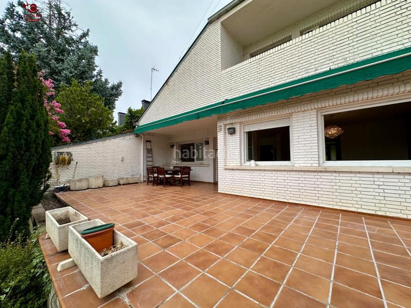 Foto c59c3d3e-83d0-49d2-988e-879bc186f7f5. Lloguer casa adossada amb calefacció aparcament piscina a Galapagar