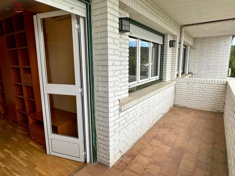 Foto 431a91d4-ae87-4b04-b25f-daed27200f83. Rent semi detached house with heating parking pool in Galapagar