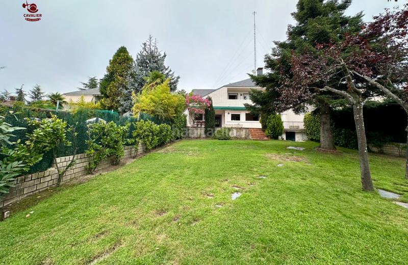 Foto c6805057-2b71-478d-9e02-96a38c0ae492. Rent semi detached house with heating parking pool in Galapagar