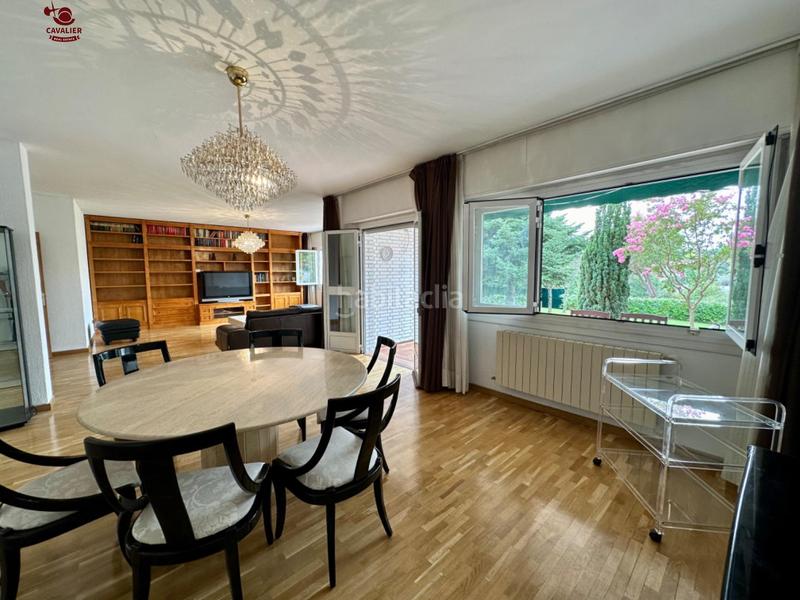 Foto ff73e50f-6d9c-48de-ab60-9177887574d2. Rent semi detached house with heating parking pool in Galapagar