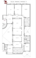 Pis a Almagro. Espectacular piso de 281m2 para reforma integral con preciosos b
