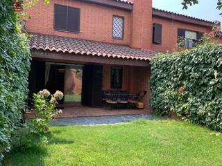 Lloguer Casa aparellada a PAU de Carabanchel. Alquiler de larga duracion. estupendo chalet pareado en urbaniza
