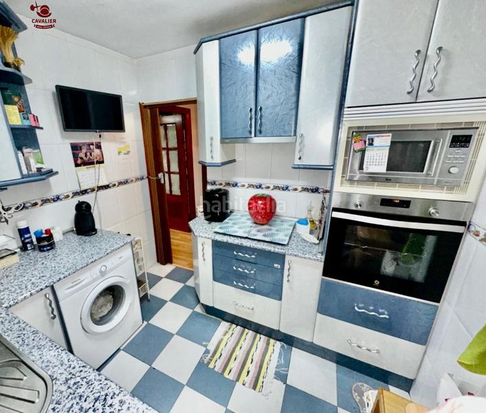Foto a1cb7bfc-c149-4d94-b2d2-a47cce217622. Piso amplio y cómodo piso de 94m2 con 3 dormitorios, 1 baño, terraza y trastero en urbanizacion sala con piscina y amplias z en Guadarrama