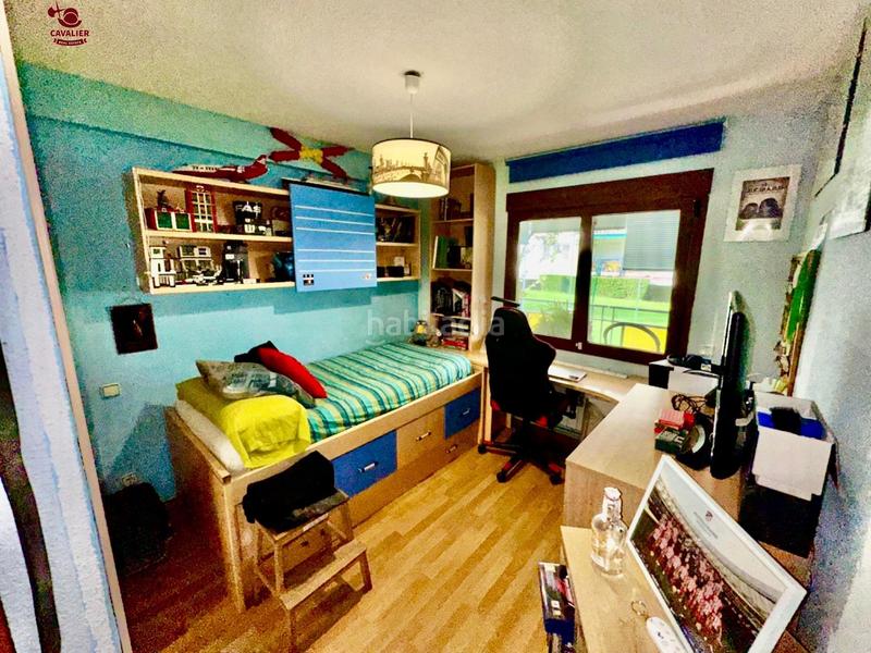 Foto f5c439ea-0dea-4438-bb63-95236faaf0ad. Piso amplio y cómodo piso de 94m2 con 3 dormitorios, 1 baño, terraza y trastero en urbanizacion sala con piscina y amplias z en Guadarrama
