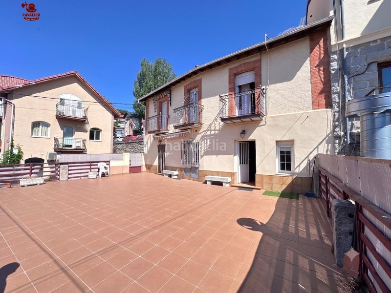 Foto a34f55bd-f1bc-40a0-a0e3-537292708281. Casa adossada amb calefacció a Cercedilla