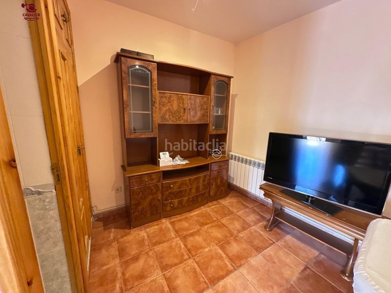 Foto c21e88ee-fbc1-4aff-b33f-2fcafbaadfdf. Casa adossada amb calefacció a Cercedilla