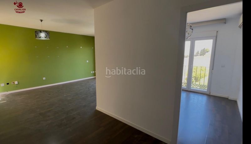 Foto b7b2ae31-7b51-4f5a-b9ea-828010a1a876. Pis amb calefacció aparcament piscina a Viña Málaga Torre del Mar