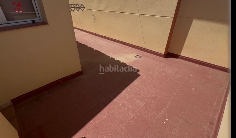 Foto e179684f-dfe1-41b1-ad16-33f24bd6eb4e. Pis amb calefacció aparcament piscina a Viña Málaga Torre del Mar