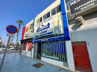 Local Comercial a Centro. Local de 81m2 en 2 plantas en venta en paseo marítimo levante, e