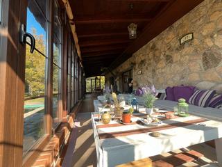 Chalet en Bonanza. La vivienda está actualmente distribuida en 2 hogares completame