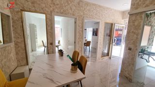 Local Comercial a Casco Antiguo. Local comercial de esquina