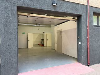 Miete Fabrikhalle  Avenida de atenas. Almacen - co warehousing