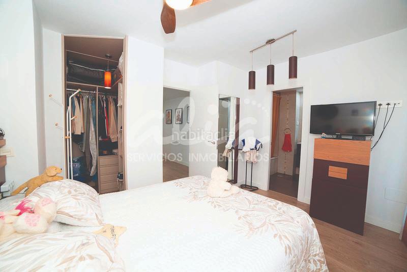 Foto 36d21847-b65f-4d2c-834c-eb6b36879668. Chalet unifamiliari en esquina zona teneria en Tenería I-Tenería II Pinto