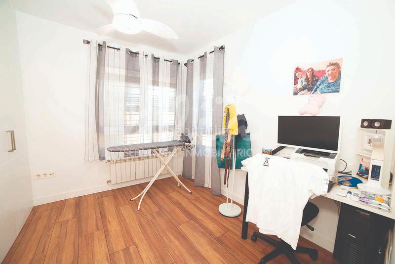 Foto 4c2b2662-24a9-4415-9bda-cf0acd78332d. Chalet unifamiliari en esquina zona teneria en Tenería I-Tenería II Pinto