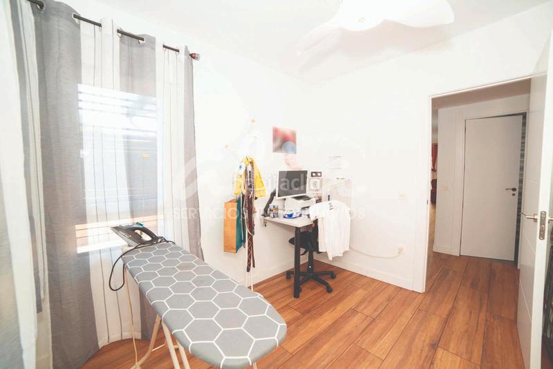 Foto a3ba4d56-d962-4324-ab86-294ad24c6a7d. Chalet unifamiliari en esquina zona teneria en Tenería I-Tenería II Pinto