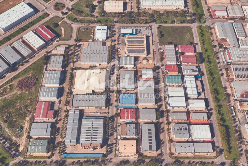 Foto 1859d371-54c4-4a85-a2fb-d27b3616732b. Capannone industriale con riscaldamento in Zona Industrial Pinto