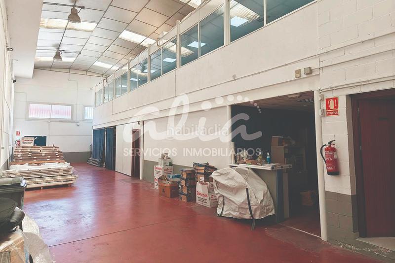 Foto 441051b7-8fc5-4332-80a2-336ab9baca5e. Capannone industriale con riscaldamento in Zona Industrial Pinto