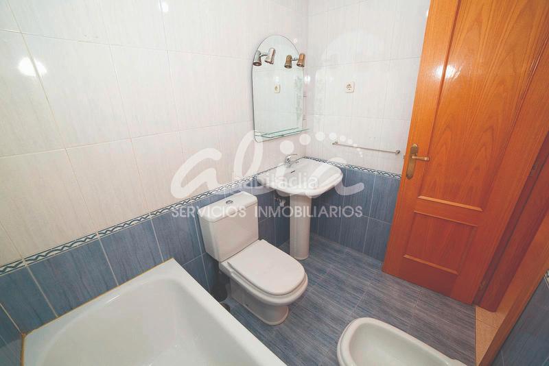 Foto 2666ecb6-bbc1-4630-aa62-a7669aff5656. Zweistöckige wohnung mit heizung parking in Parque Europa-Los Pitufos Pinto