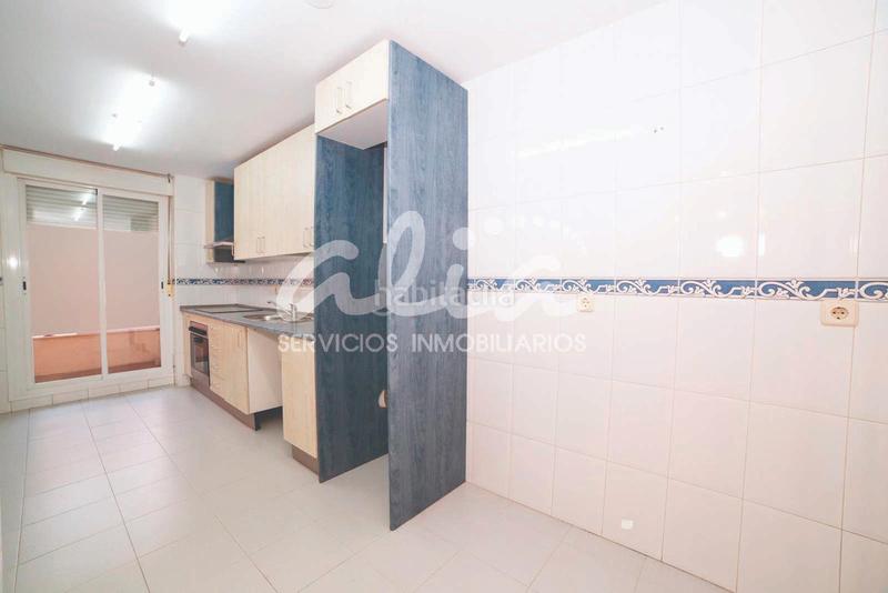 Foto 0a1a95fb-e55e-44e0-923e-3927ee76f1be. Duplex con riscaldamento parcheggio in Parque Europa-Los Pitufos Pinto