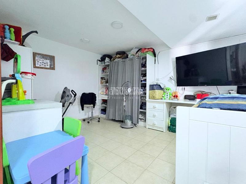 Foto 2bd5f6b7-bcad-4a39-bcea-5b02a85bf702. Casa pareada casa en venta en Parque Europa-Los Pitufos Pinto