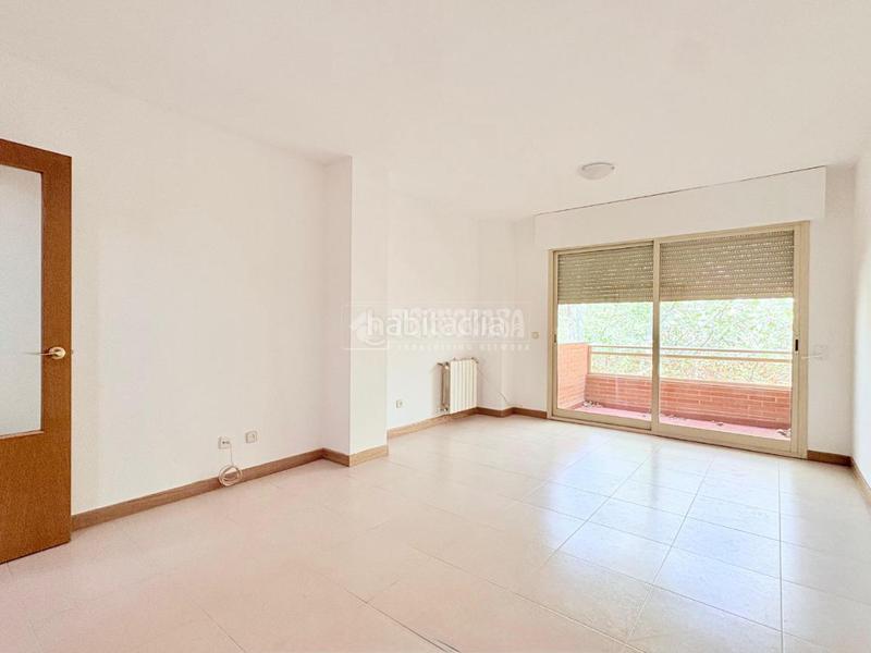 Foto 2c9c6a8c-7eaa-424f-979c-8d8becf8aa41. Piso  en venta en San José-Buenos Aires Pinto