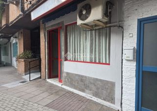 Business premise in Parque Europa-Los Pitufos