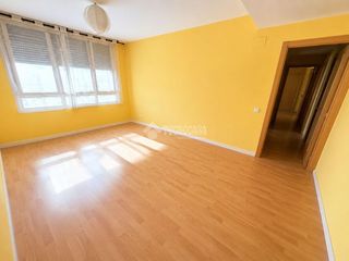 Miete Etagenwohnung in Tenería I-Tenería II. Piso en alquiler en pinto