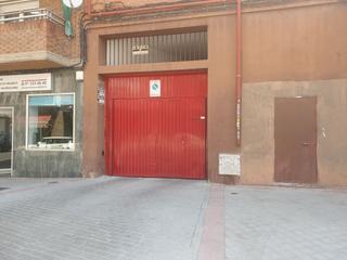 Autoparkplatz en Calle de cartago 27