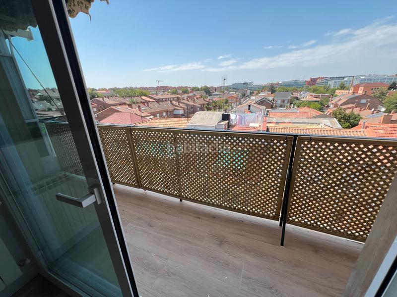Foto d3d45da3-722c-44cf-be74-c6bccfd3d6fb. Piso en calle del discóbolo 54 en Canillejas Madrid