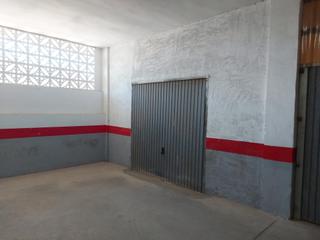 Parking coche  Calle carretera estación