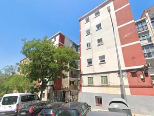 Pis  Calle de ascao. Vivienda en rentabilidad