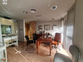 Rent Business premise in Mojácar Pueblo. Apihouse alquila con opcion a compra amplio local comercial. pre