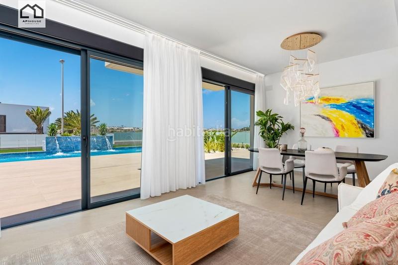 Foto cc1a1ea8-04bf-40a6-990b-356ae488ae08. Chalet mit parking pool in Campoamor Orihuela