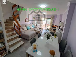 Chalet en Aguas Nuevas. Apihouse vende espectacular chalet adosado en torrevieja. precio