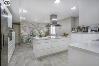 Flat en Centro - Muelle Pesquero. Apihouse vende apartamento espectacular en torrevieja. precio 39