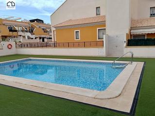 Dúplex a Los Arenales del Sol. Apihouse vende a plazos o venta directa espectacular duplex en a