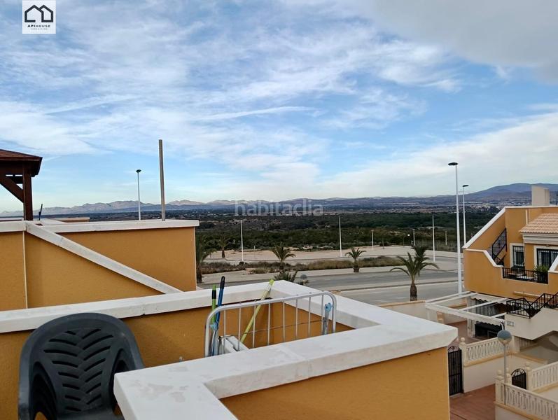 Foto 1e0b41fd-84fd-44c5-b125-f64d6bdac6a5. Dúplex apihouse vende a plazos o venta directa espectacular duplex en arenas del sol.precio 220.000 en Elche / Elx