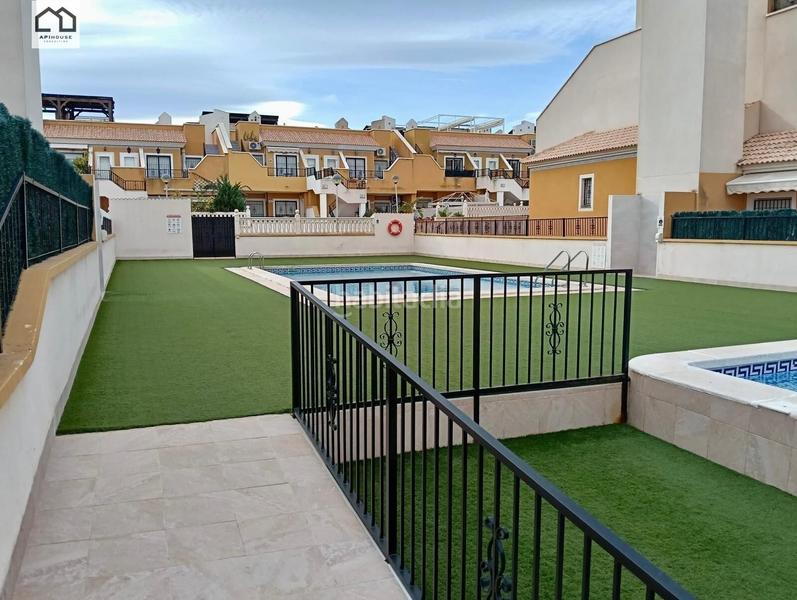 Foto 2e9492cd-b454-4e68-929d-f03d30343c5b. Dúplex apihouse vende a plazos o venta directa espectacular duplex en arenas del sol.precio 220.000 en Elche / Elx
