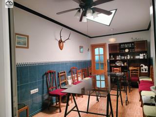 House en El Poblado - Abulagar. Apihouse vende casa en puertollano. precio 77.000