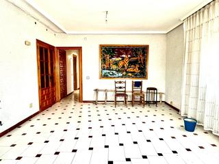 Country house en Pueblanueva (La). Apihouse vende casa de pueblo en pueblanueva con dos viviendas i