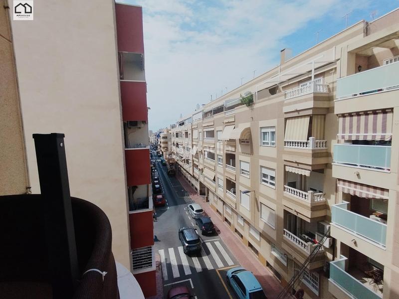 Foto 2dbcd6b1-4cd9-4219-a8be-7360aabe5a48. Piso apihouse vende acogedor piso . precio de venta 123.000 en Torrevieja